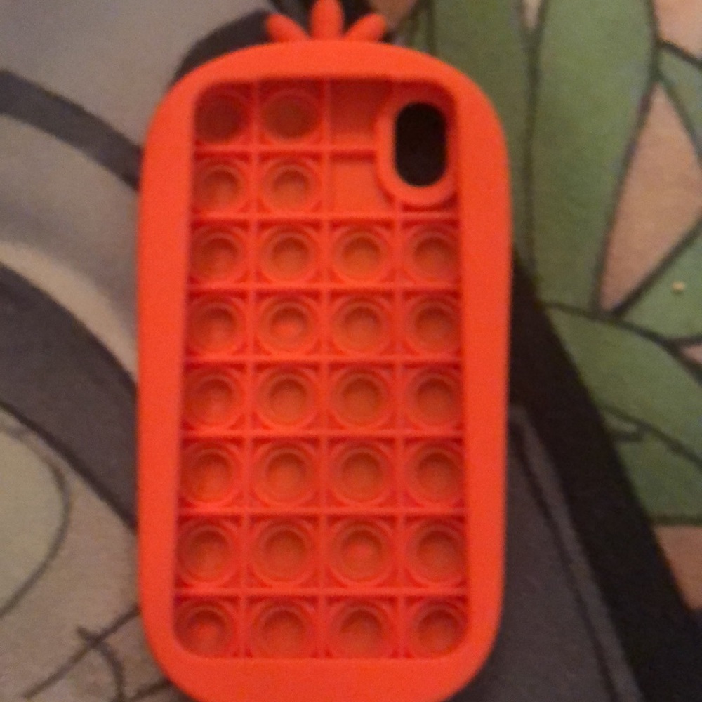 iPhone XR case - Picture 2 of 3
